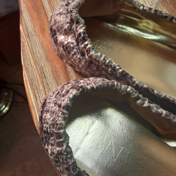 IMAN GRAY SNAKESKIN TASSEL LOAFER 8 - Picture 5 of 6